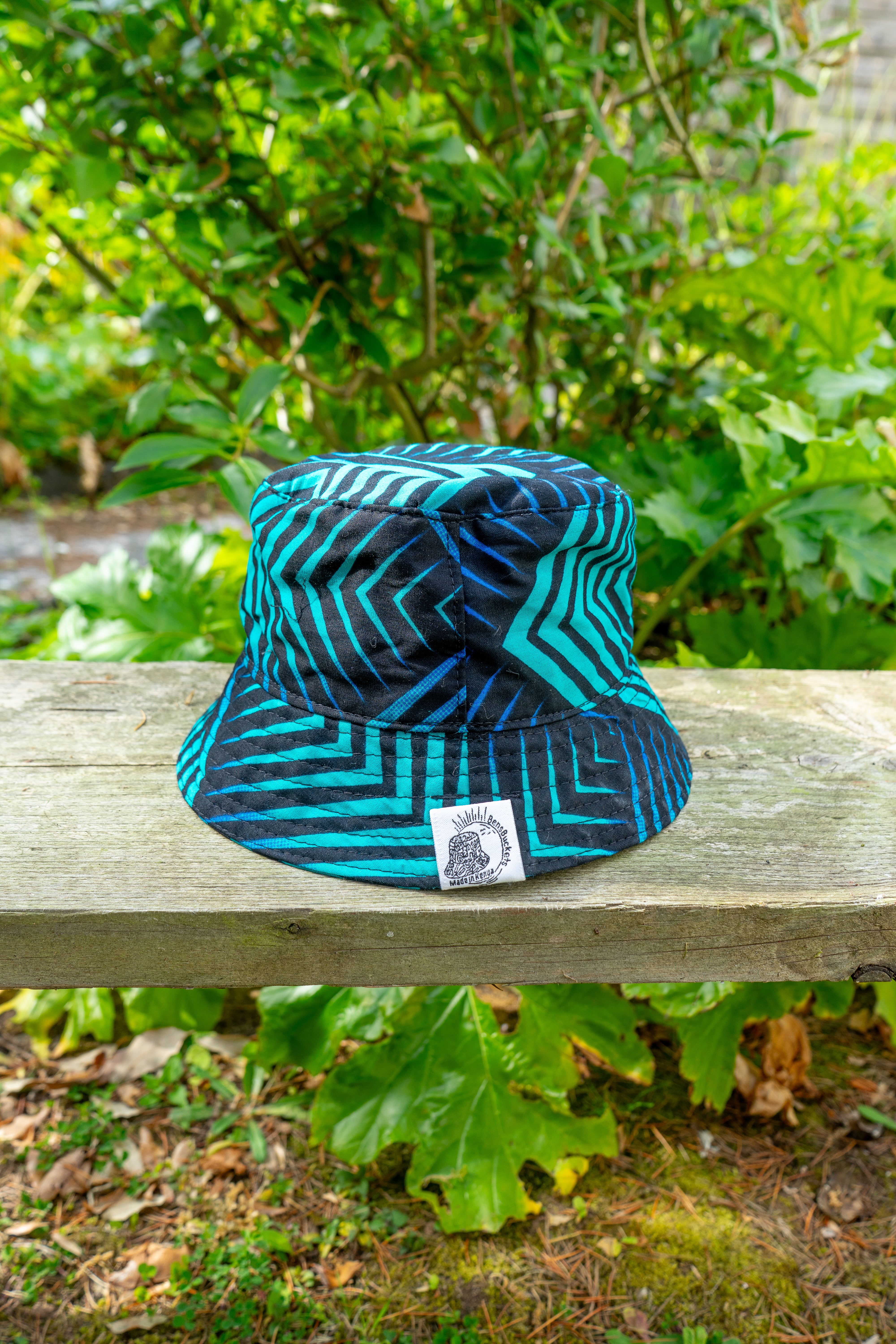 Green Arrows Bucket Hat