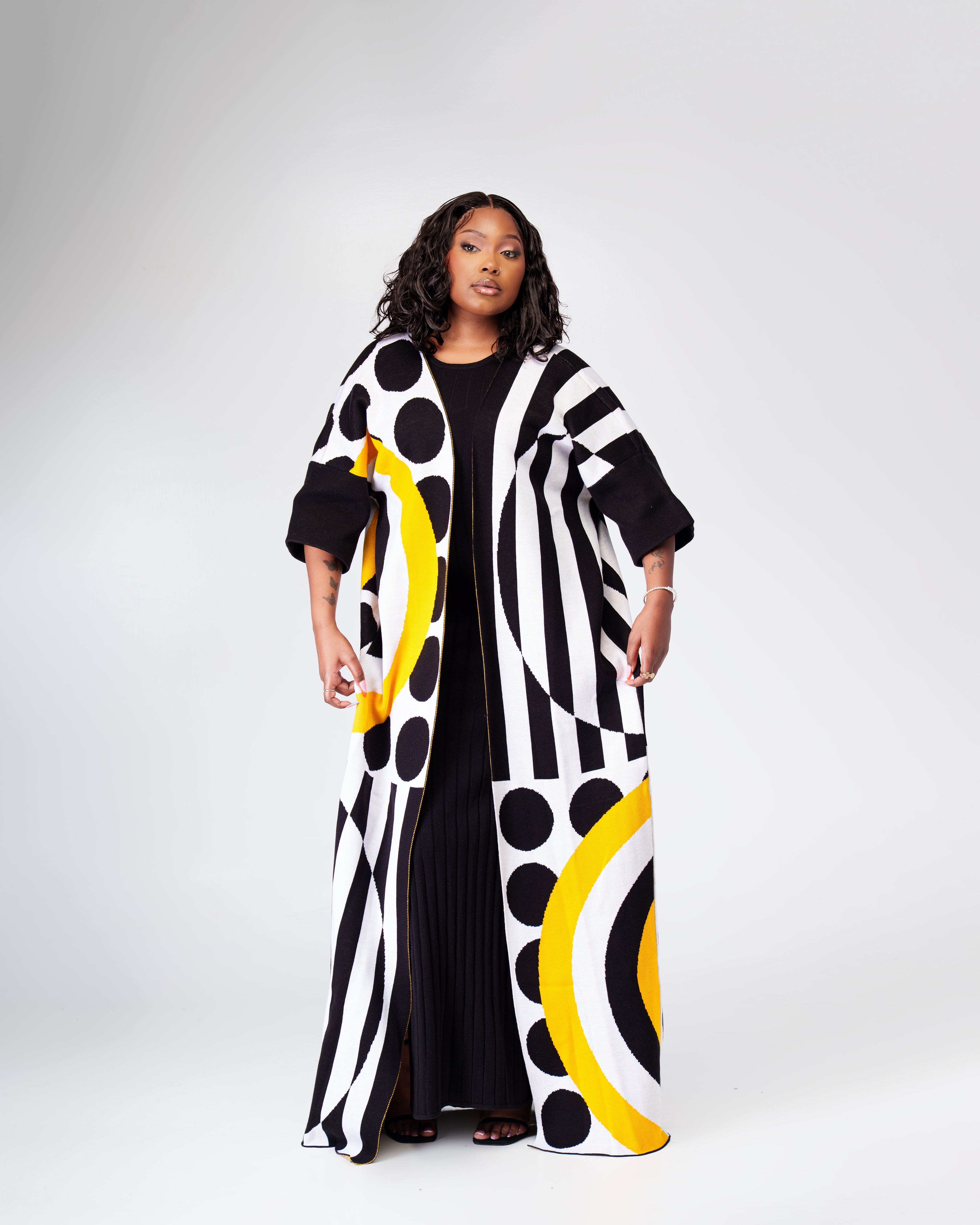 Zuri Block kimono-Black white sunflower